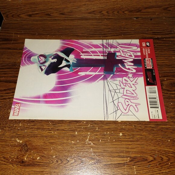 Spider-Gwen #003 Robbi Rodriguez Cover A (Marvel Comics, 2015) - Picture 3 of 3